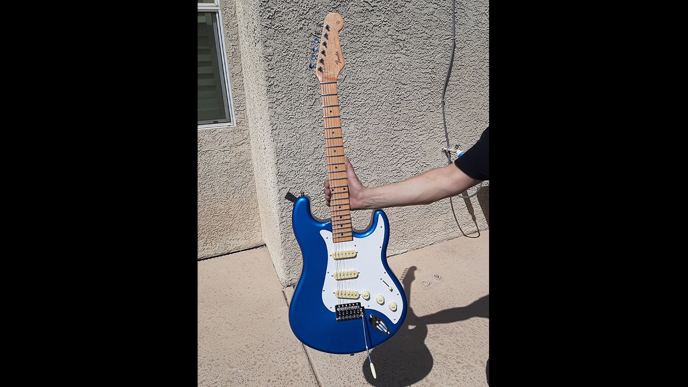 guitar1.jpg